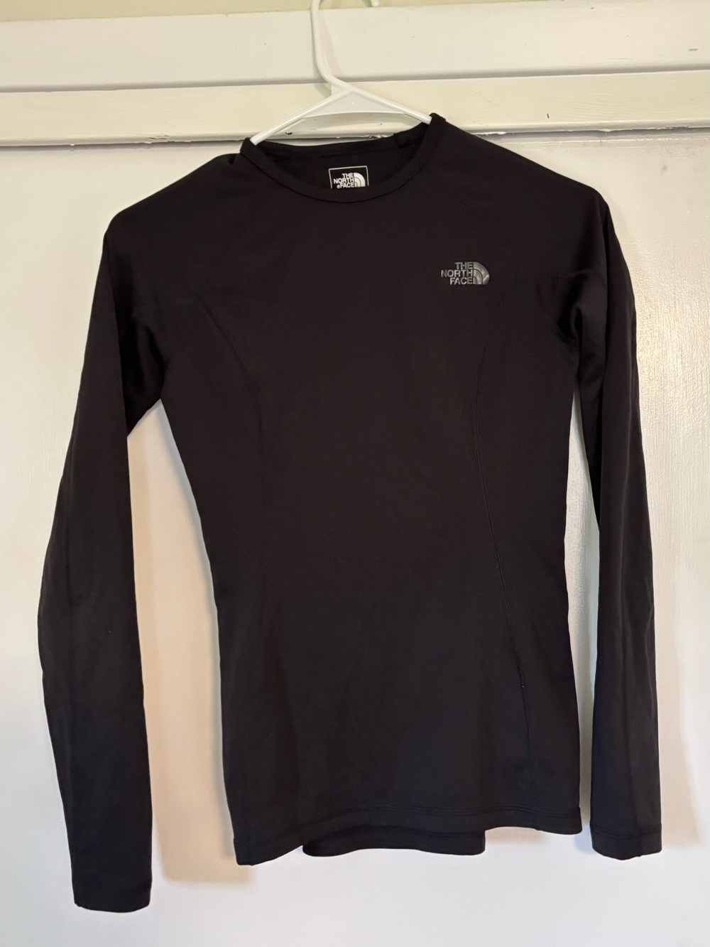 The North Face Black Long-Sleeve Crew Tee Women’s Size XS